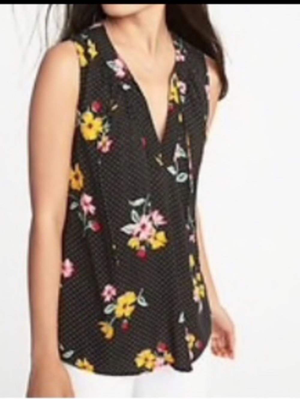 Old Navy floral tie vneck tank top size large .